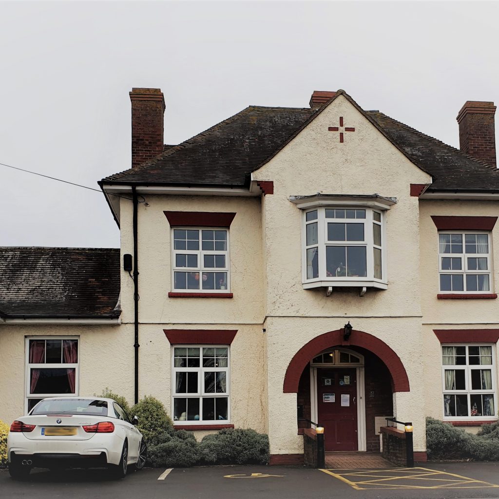 Cross Way House - Excellent Elderly Care delivered in an Historic Environment